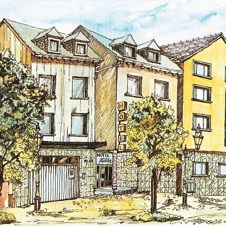 Hotel Huebler Франкфурт на Майн Екстериор снимка