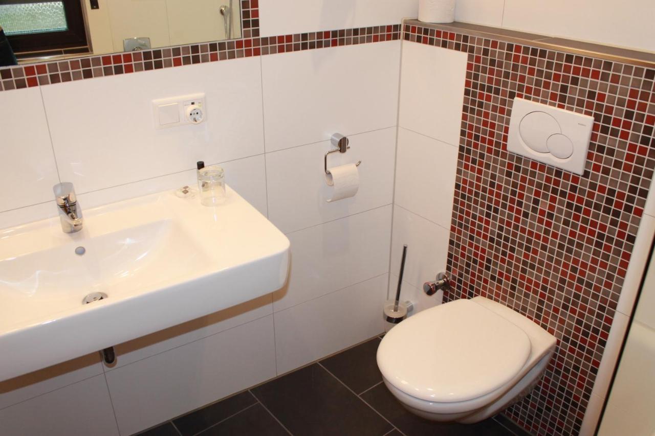 Hotel Huebler Франкфурт на Майн Екстериор снимка